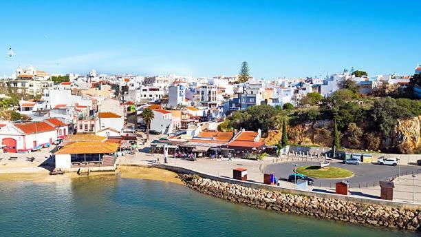Alvor Apartment - Center And Beach Exterior photo